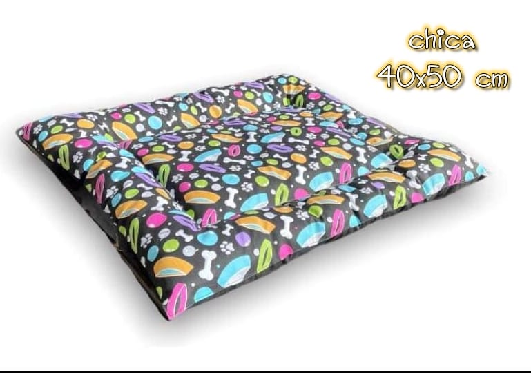 COLCHONETA ESTAMPADA CHICA ANTIDESGARRO 40X50CM PNC