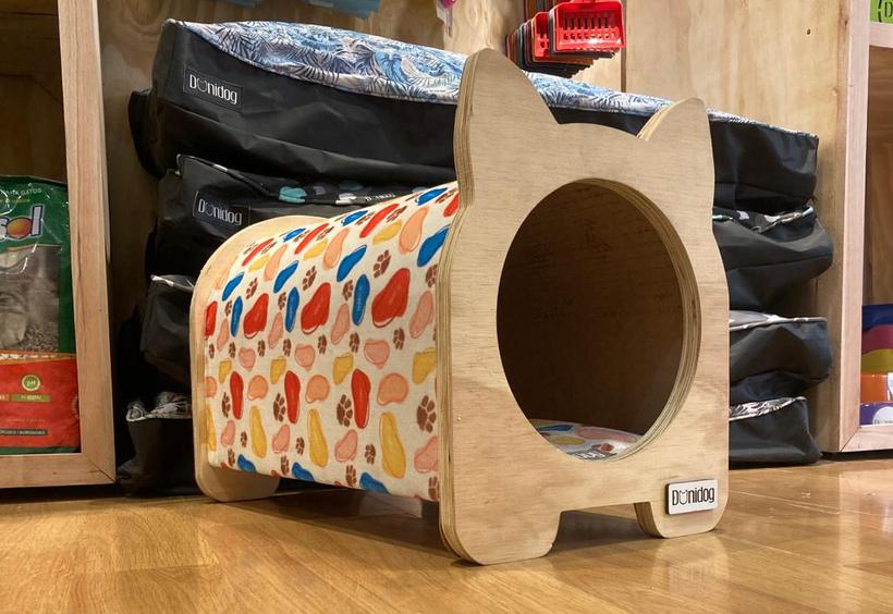 RASCADOR CASA BOX CON ALMOHADON