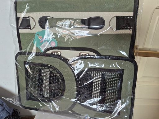 [24470] BOLSO TRANSPORTADOR CIERRE Y BOTONES DE METAL 41CM*21*26